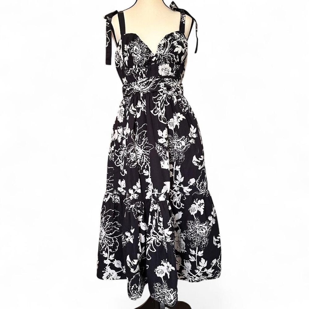 Anthropologie Forever that Girl Navy White Flounced Floral Dress, Medium